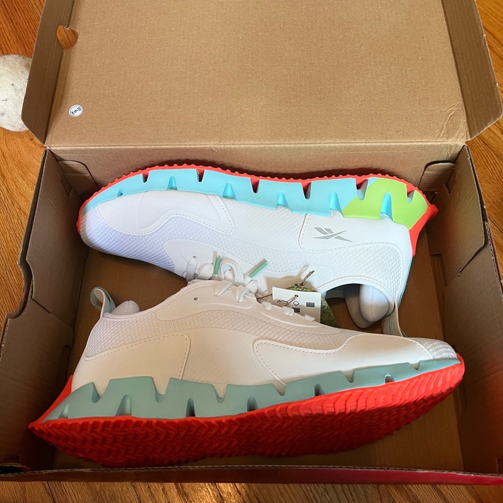 New in box Reebok Zig Dynamica
